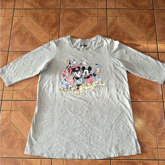 Mickey and Friends women's gray t-shirt, size S - Picture 1 of 7